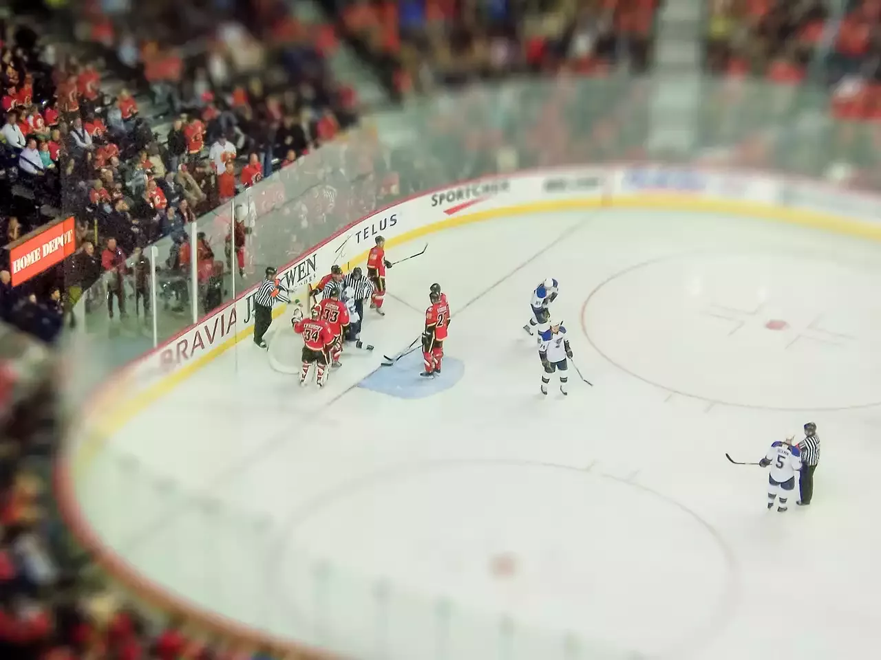 Le hockey masculin domine la seconde mi-temps avec une formation rajeunie et une puissance de feu offensive