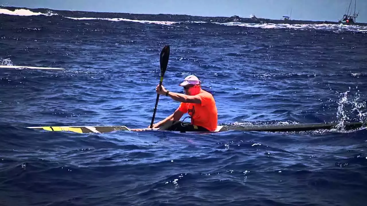 Découvrez le monde passionnant du surf ski kayak : un guide complet