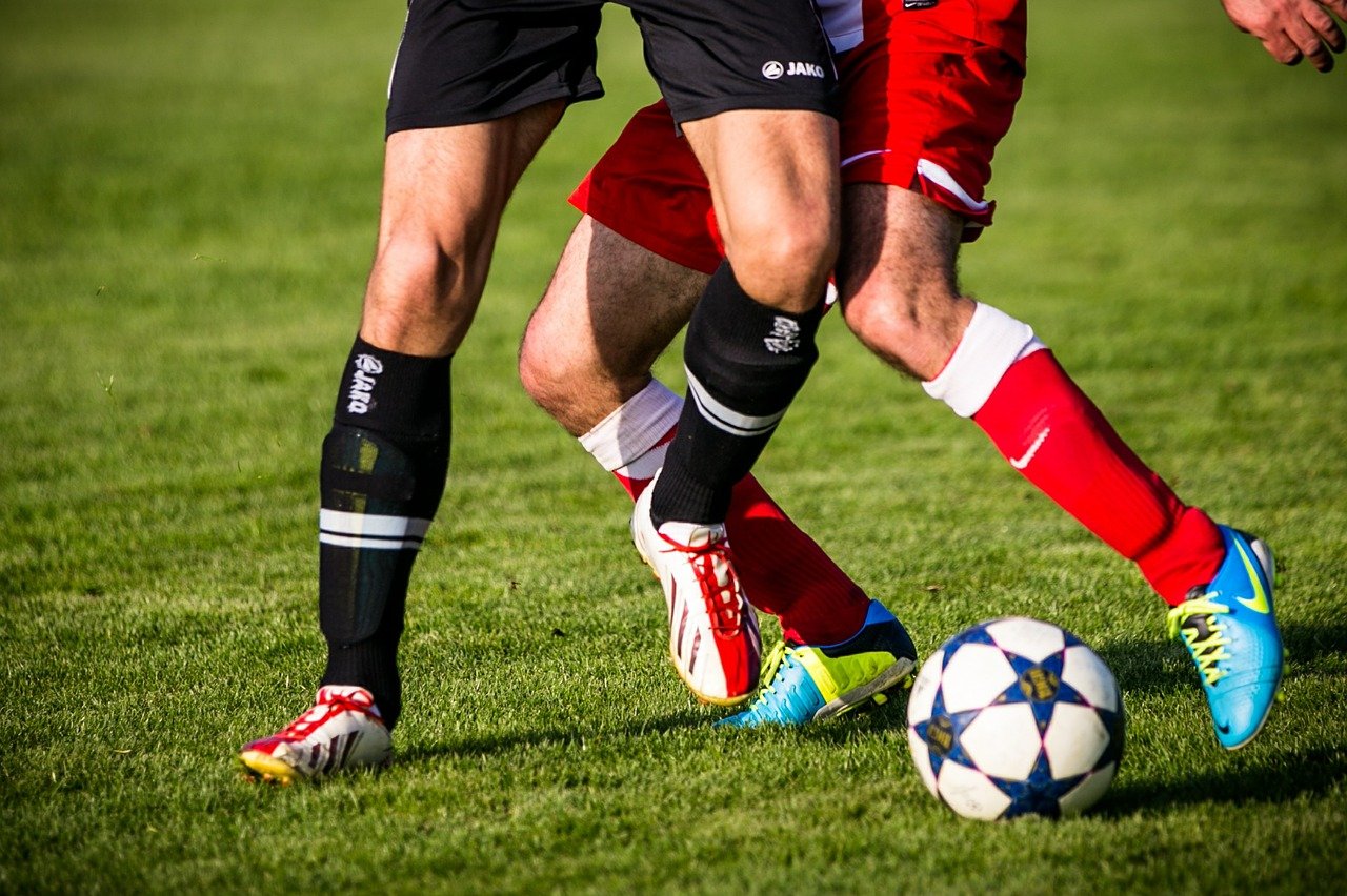 Compétitions et instances de football